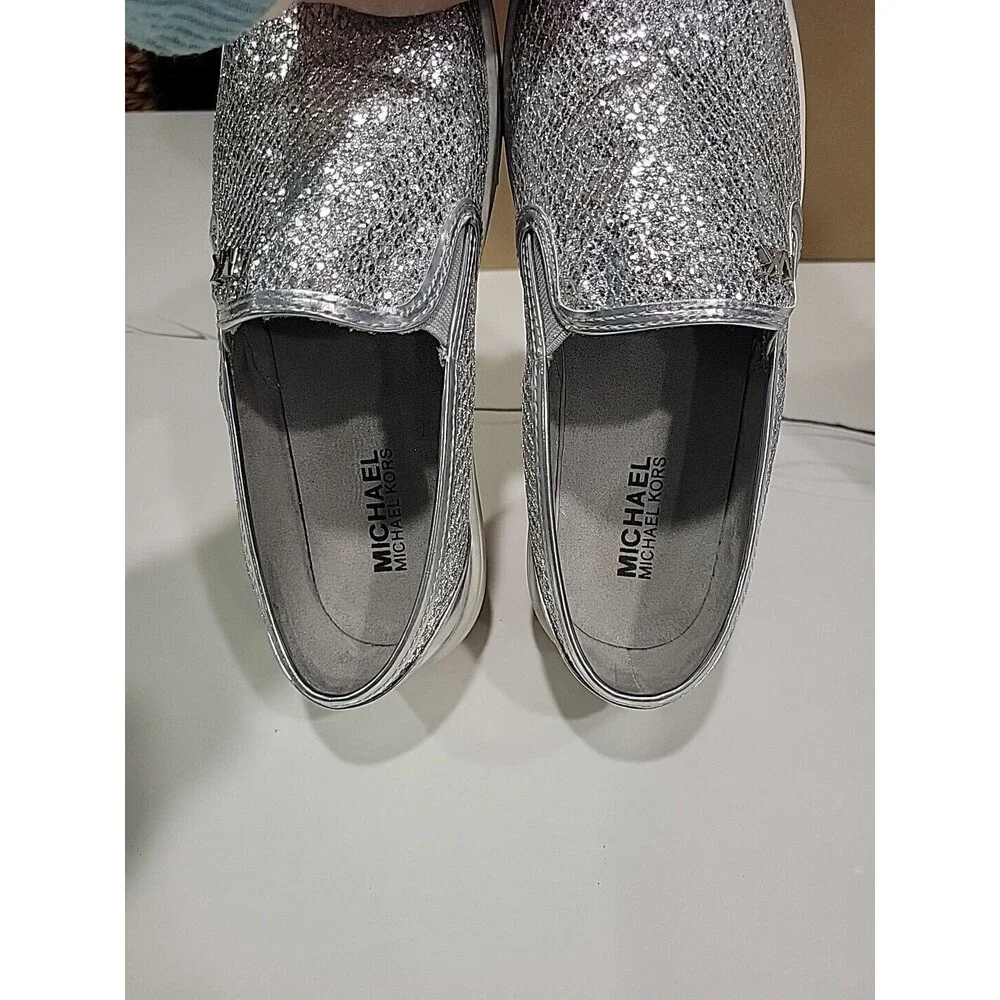 Michael Kors Ivy Eileen Shoe Slip On  Silver Sparkly Snake Embossed Sz 5